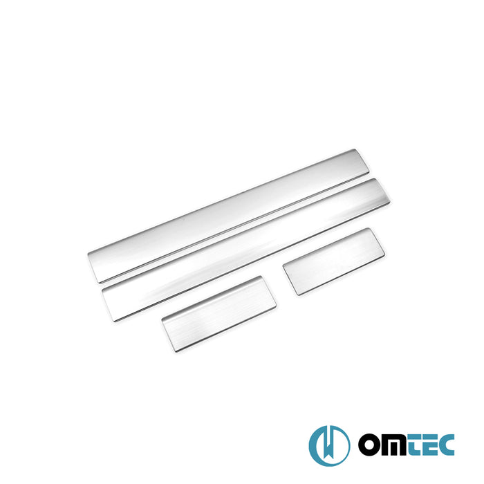 Seuil de porte - Norm : Baguettes chromées en inox - 4 Pièces - Ford Focus - HB 5D I  - (1998-2005)