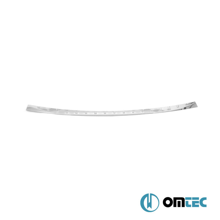 Pare chocs arrière - Seuil chromé en inox (Brillant) - Toyota Corolla Cross - SUV XG10  - (2020-)