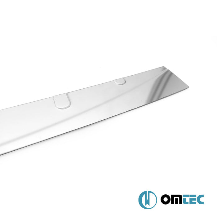 Pare chocs arrière - Seuil chromé en inox (Brillant) - Toyota Corolla Cross - SUV XG10  - (2020-)