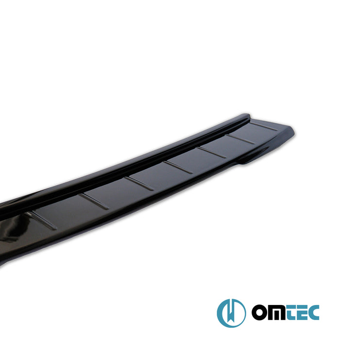 Arka Tampon Eşiği (ABS Akrilik-Siyah Parlak) - Volkswagen Golf - HB 5D Mk7  - (2013-2019)