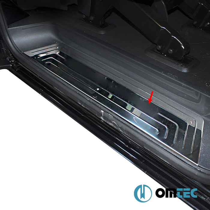 Seuil de porte - Line Baguettes chromées en inox (Brillant) - 4 pièces - Volkswagen T6 Multivan - VAN T6 - (2015 - 2022)