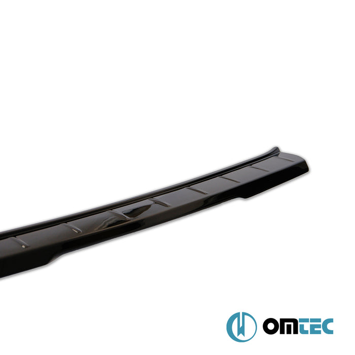 Arka Tampon Eşiği (ABS Akrilik-Siyah Parlak) - Volkswagen Golf - HB 5D Mk8  - (2019-)