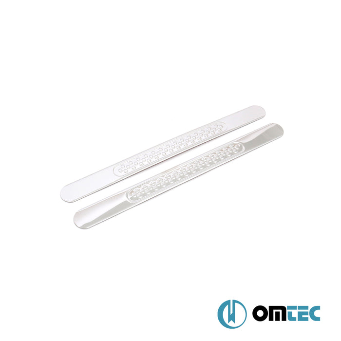 Seuil de porte - Pointsill : Baguettes chromées en inox (Brillant) - 2 pièces - Ford Kuga - SUV III  - (2020-)