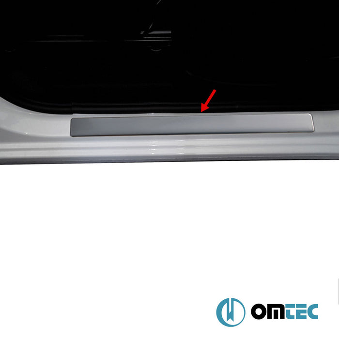 Line Door Sill Cover 4 Pcs. S.Steel (Gloss) - Dacia Sandero - HB 5D B90 - (2008 - 2012)