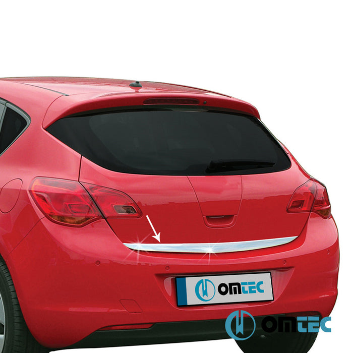 Bagaj Alt Çıta P.Çelik (Parlak) - Opel Astra - HB 5D P10 - (2010 - 2015)