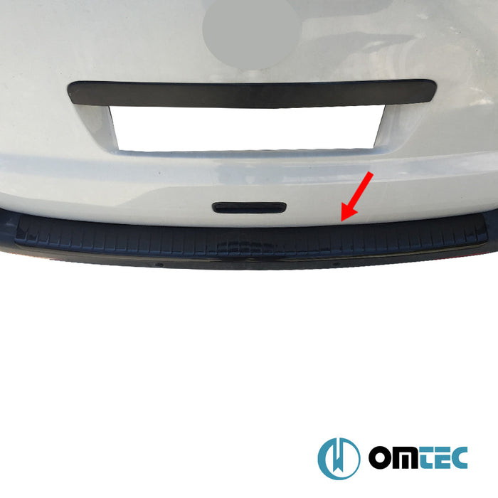 Rear Bumper Sill Cover (Carbon) - Volkswagen T5 Caravelle - VAN T5 - (2003 - 2015)